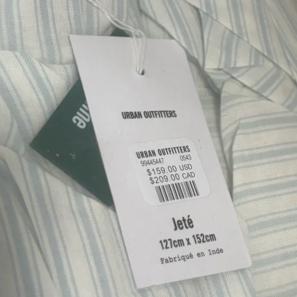 New Kai Yarn Dye Knotted Marshmallow Puff Blanket - Picture 4 of 4